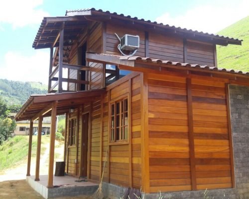 Duplex Casas Pré - Casas de Madeira – Modelo Nova Venécia-ES – 65 m²